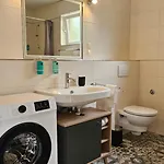Levante *